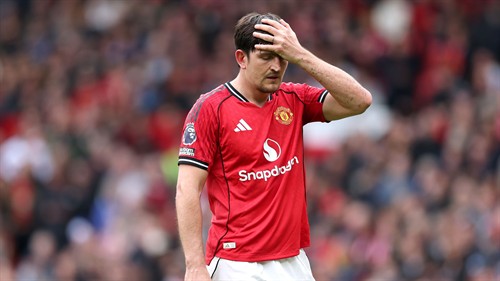 Man Utd can't move forward with Maguire, says former star