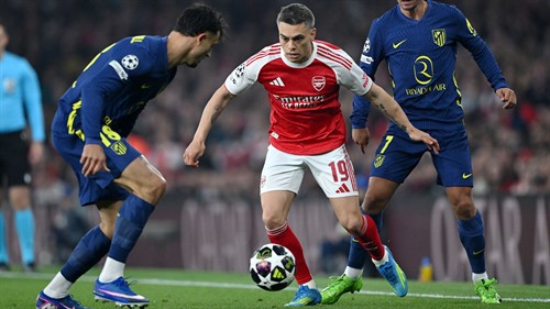 Arsenal are in the UCL final! Saka on the spot to seal victory