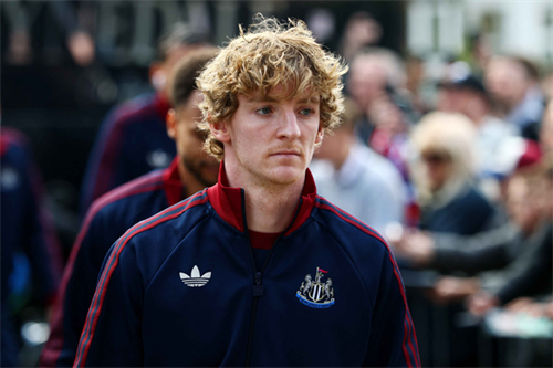 Barcelona worried as Bayern make concrete offer for Newcastle's Anthony Gordon