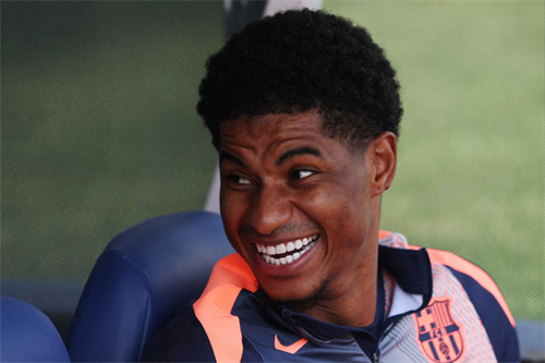 Man United have no plans to reintegrate Rashford amid Barcelona doubts