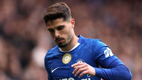 Chelsea injury nightmare: Sanchez to miss Liverpool clash