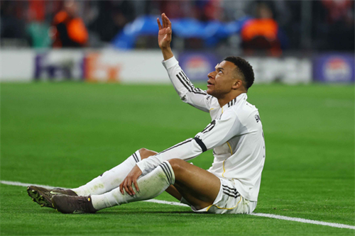 Mbappe to return to face Barcelona despite Real Madrid fans desperate for him to leave