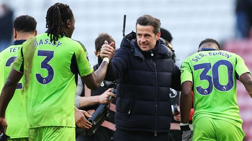 Fulham wait on Silva as Chelsea circle