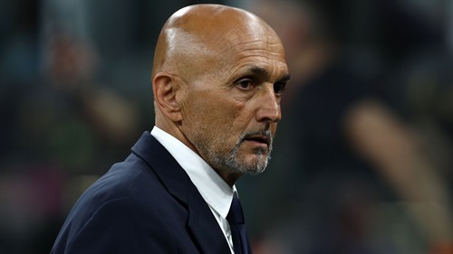 Leeds 'in pole position' to land Juventus striker & will offer 'big wages'