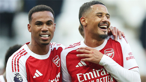 Chelsea's Pedro picks 'inspired' Arsenal star as his toughest opponent