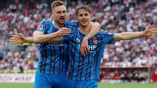 A sensation after 20 years? Club legend Schmidt hints at a surprise