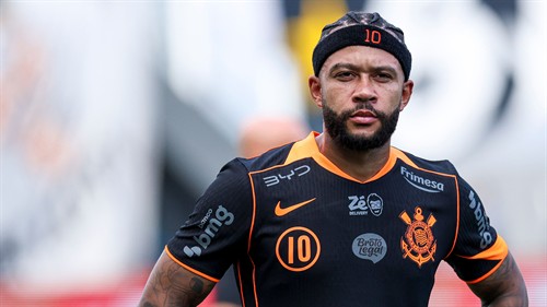 Santos in danger of losing stars after falling behind in payments