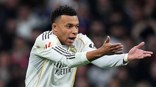 How Mbappe handles being an ‘international celebrity’