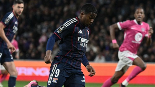 Lyon face UEFA expulsion over financial breach
