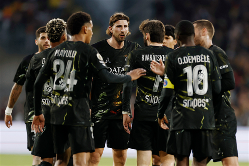 Lens 0-2 Paris Saint-Germain: PSG ease past Lens to claim fifth consecutive Ligue 1 title