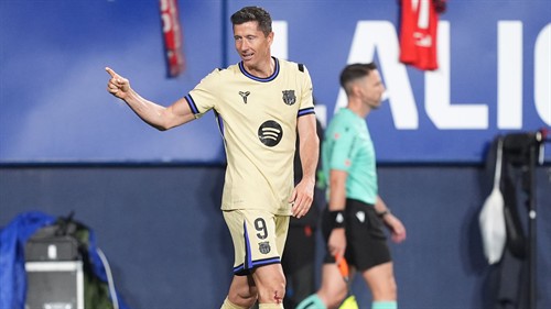 Lewandowski nears Barca exit for staggering Saudi offer