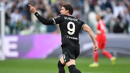 Vlahovic offered to Atleti on free