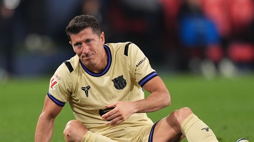 Lewandowski nears Barca exit for staggering Saudi offer