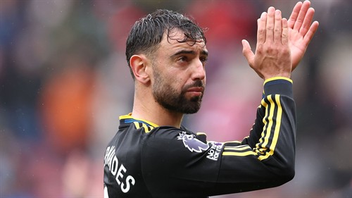 Move over Ronaldo! Fernandes makes Utd history with POTY win