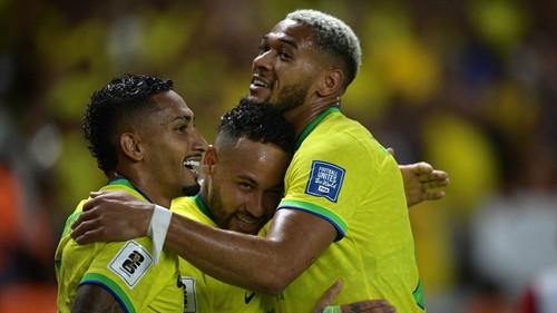 Ancelotti weighs up 'bombshell' Neymar World Cup call