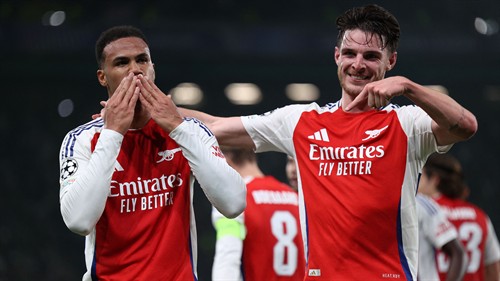 How do Arsenal solve full-back ‘worry’ & Kvaratskhelia problem?