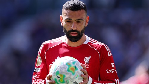 Carragher criticises Salah and compares him to Ronaldo