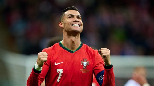 Ronaldo in as Portugal name 26-man World Cup squad