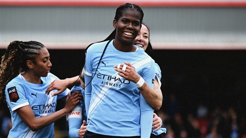 Shaw wins WSL Player of the Season after firing Man City to title