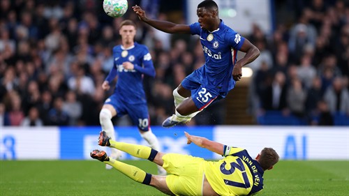 Enzo answers the call as Chelsea stars send Xabi a message