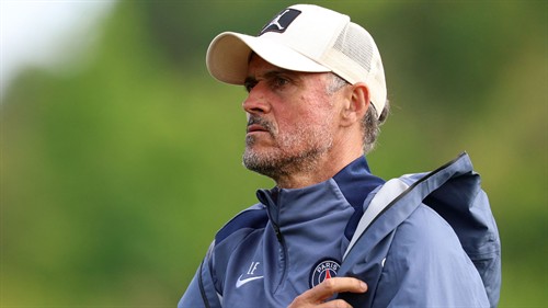 PSG boss explains where Arsenal are 'best team in the world'