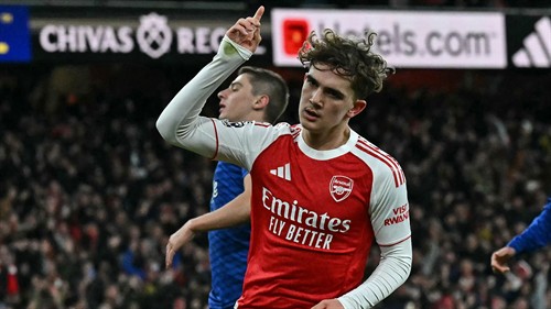 Dowman misses Arsenal training for GCSEs after becoming youngest ever PL champions