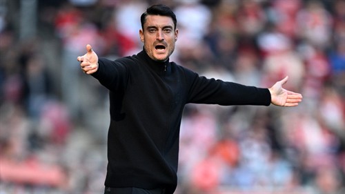 After Eintracht's collapse, could Albert Riera make a lightning-fast comeback?
