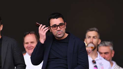 Barcelona chief Deco speaks out on Pedro transfer meeting claim