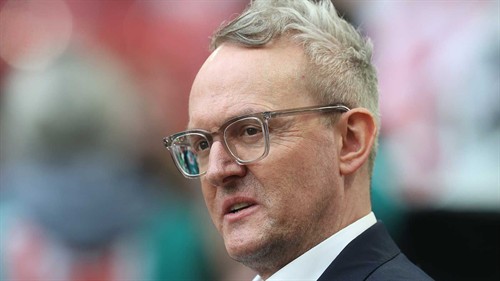 Spicy turn: VfB boss takes a swipe at FC Bayern