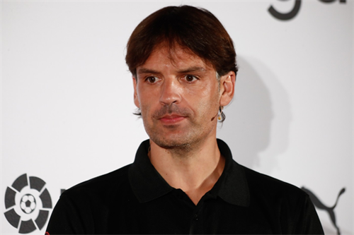 Fernando Morientes exclusive: There is no choice but to allow Salah and Robertson to leave