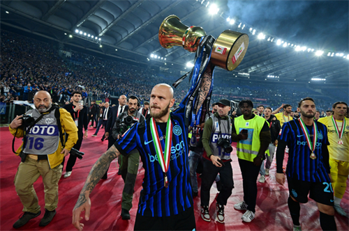 Inter Milan star Dimarco wins Serie A Player of the Season award