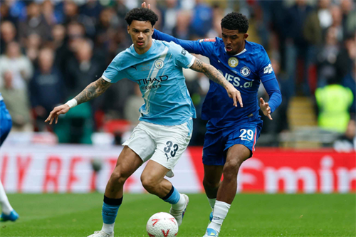 Man City sensation Nico O’Reilly wins Premier League Young Player of the Season award