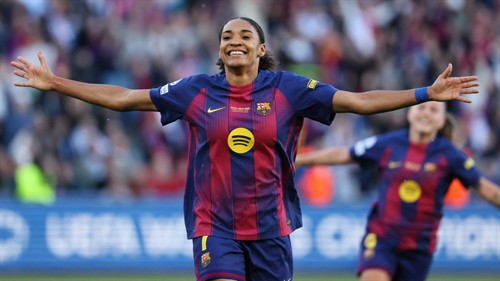 Elation for Pajor & heartbreak for Heaps as Barca win UWCL