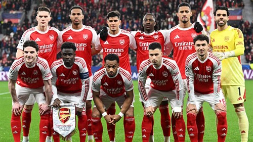 Which kit will Arsenal wear for Premier League trophy lift?
