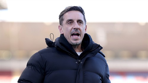 'Ridiculous!' - Spurs vs Everton second-half delay leaves Neville 'furious'