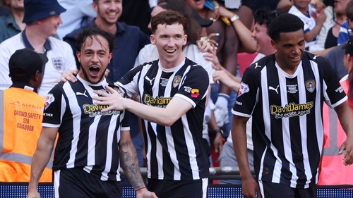 Beckham & Neville gutted as Notts County win play-off final
