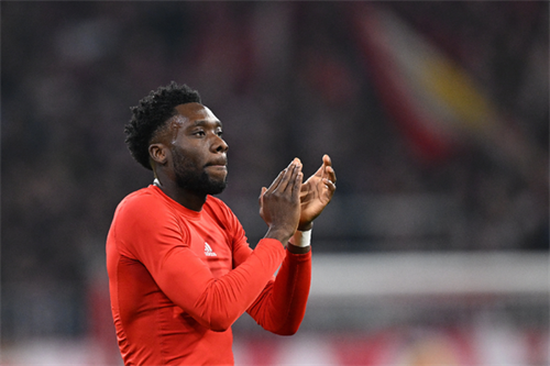 Davies named in Canada's World Cup training squad despite ongoing injury woes