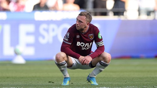 Bowen sends apology to West Ham fans for relegation pain