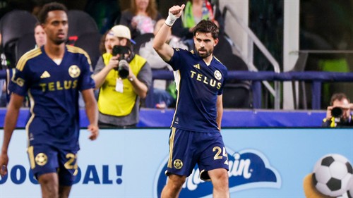Evander makes it look easy for Cincinnati, the Cavan show begins