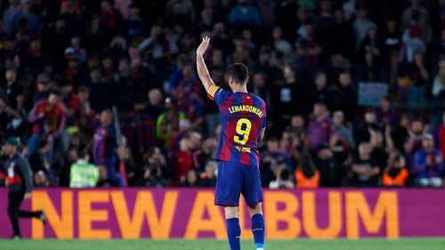 Ferdinand tells Man Utd to sign 'wonderful' Barcelona star