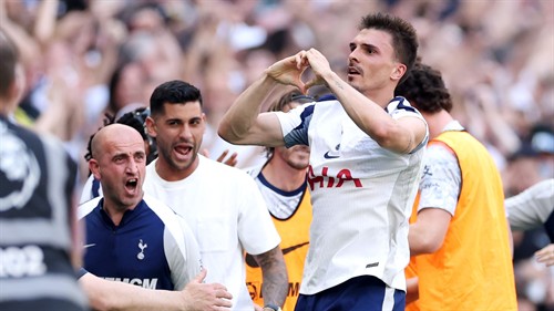 Lewis family rules out Tottenham sale in open letter to supporters