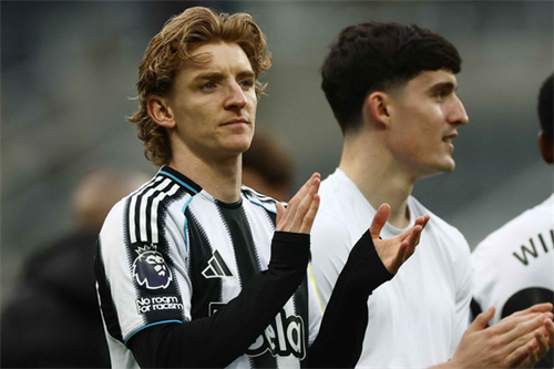 Barcelona seal 370m agreement to sign Newcastle star Gordon
