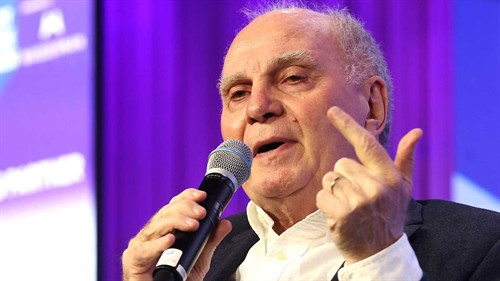 FCB poker! Hoene? reportedly inserted himself into the talks