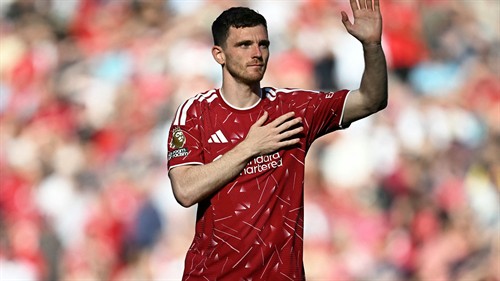 Robertson agrees Tottenham move after snubbing Juventus interest