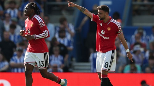 Rooney plays down Man Utd title tilt in Carrick's first full season