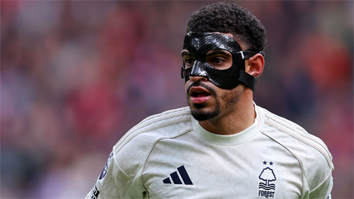 Gibbs-White urged to chase dream that ‘money can’t buy’