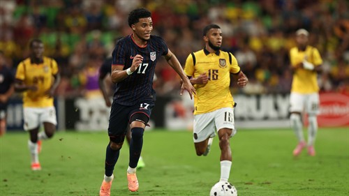 USMNT WC notebook: Why Poch is fine with one holding midfielder