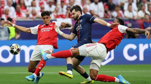 Gabriel goes from hero to zero in Arsenal's UCL final heartbreak