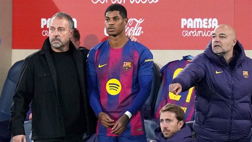 'Keep moving' - Rashford fights for Barca future despite Gordon move