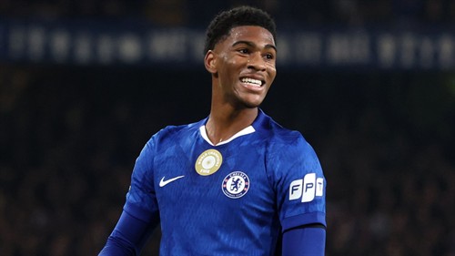 Chelsea defender surprisingly given 'untouchable' status